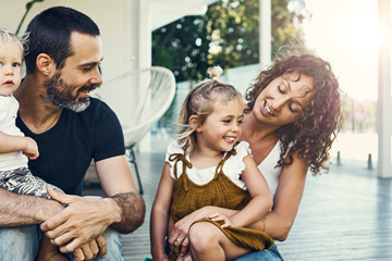 family-looking-to-refinance-home-loan